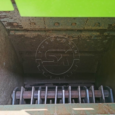 Máquina de trituração de material seco para trituração de palha de seda